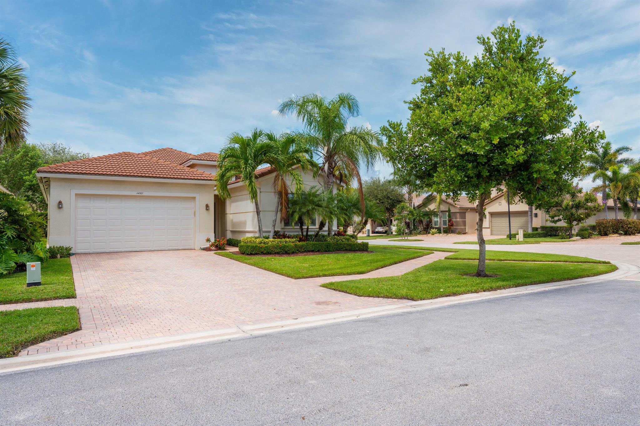 TIVOLI ISLES PUD / FOUR SEASONS - Residential