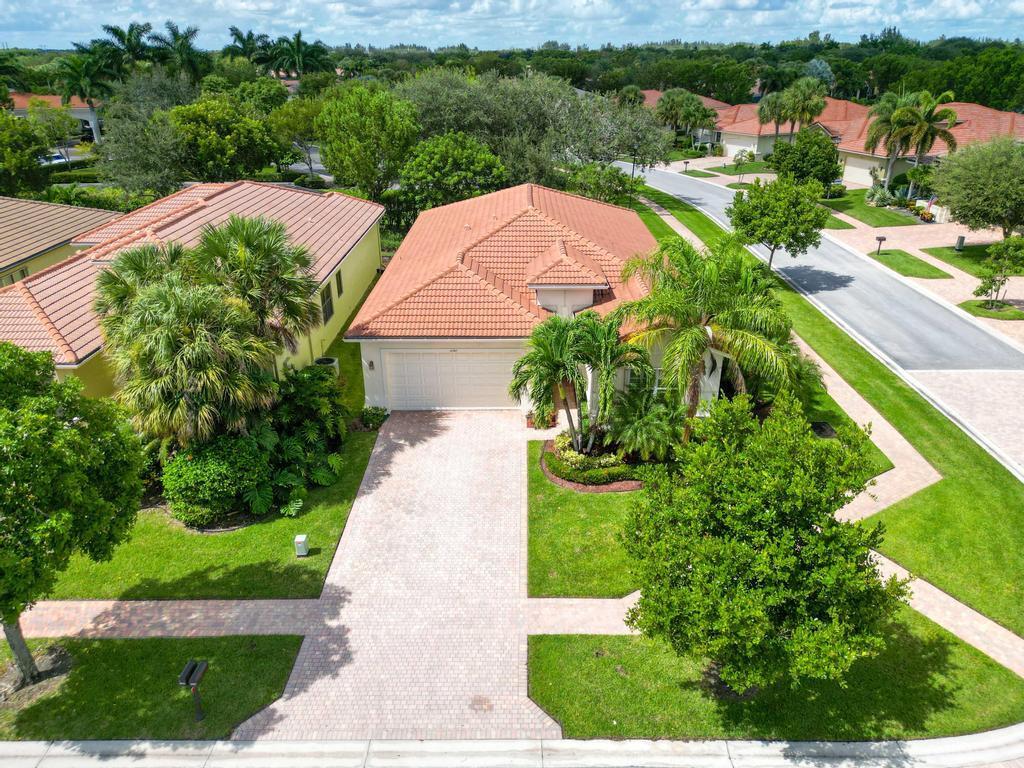 TIVOLI ISLES PUD / FOUR SEASONS - Residential