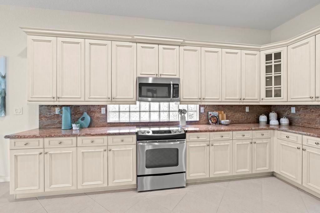 TIVOLI ISLES PUD / FOUR SEASONS - Residential