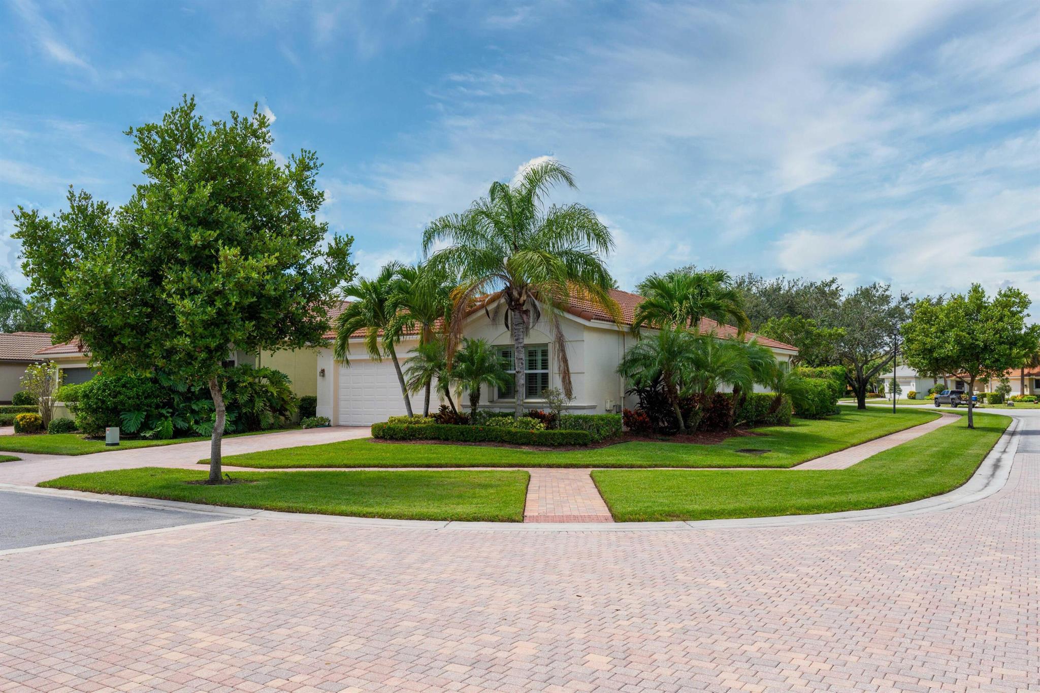 TIVOLI ISLES PUD / FOUR SEASONS - Residential