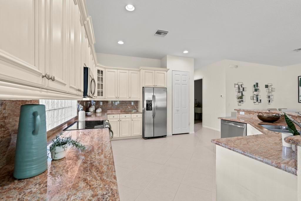 TIVOLI ISLES PUD / FOUR SEASONS - Residential