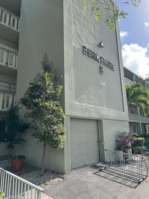 BERKSHIRE B CONDO - Residential