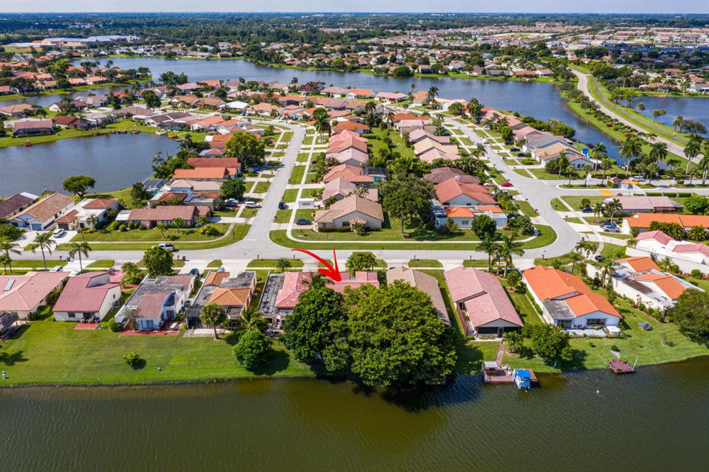 LAKES OF SHERBROOKE PH 3 - Residential