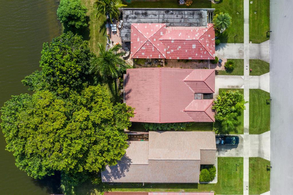 LAKES OF SHERBROOKE PH 3 - Residential