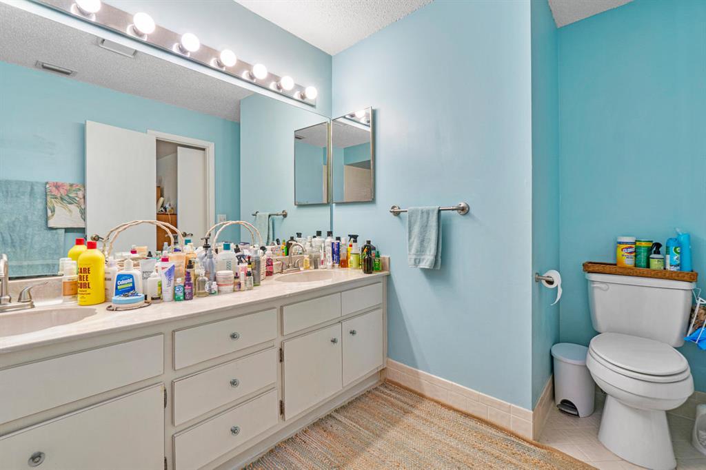 LAKES OF SHERBROOKE PH 3 - Residential