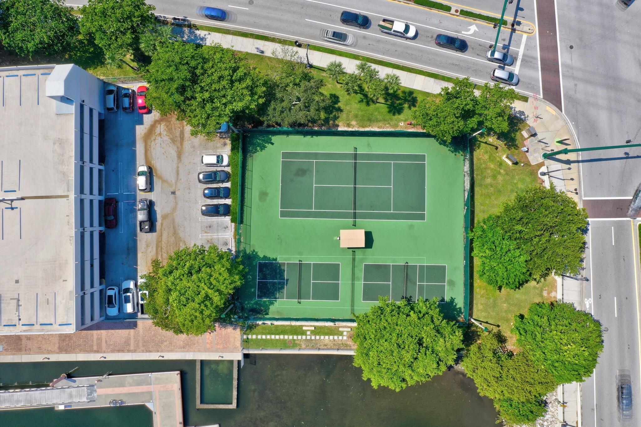 WATERVIEW TOWERS CONDO - Residential