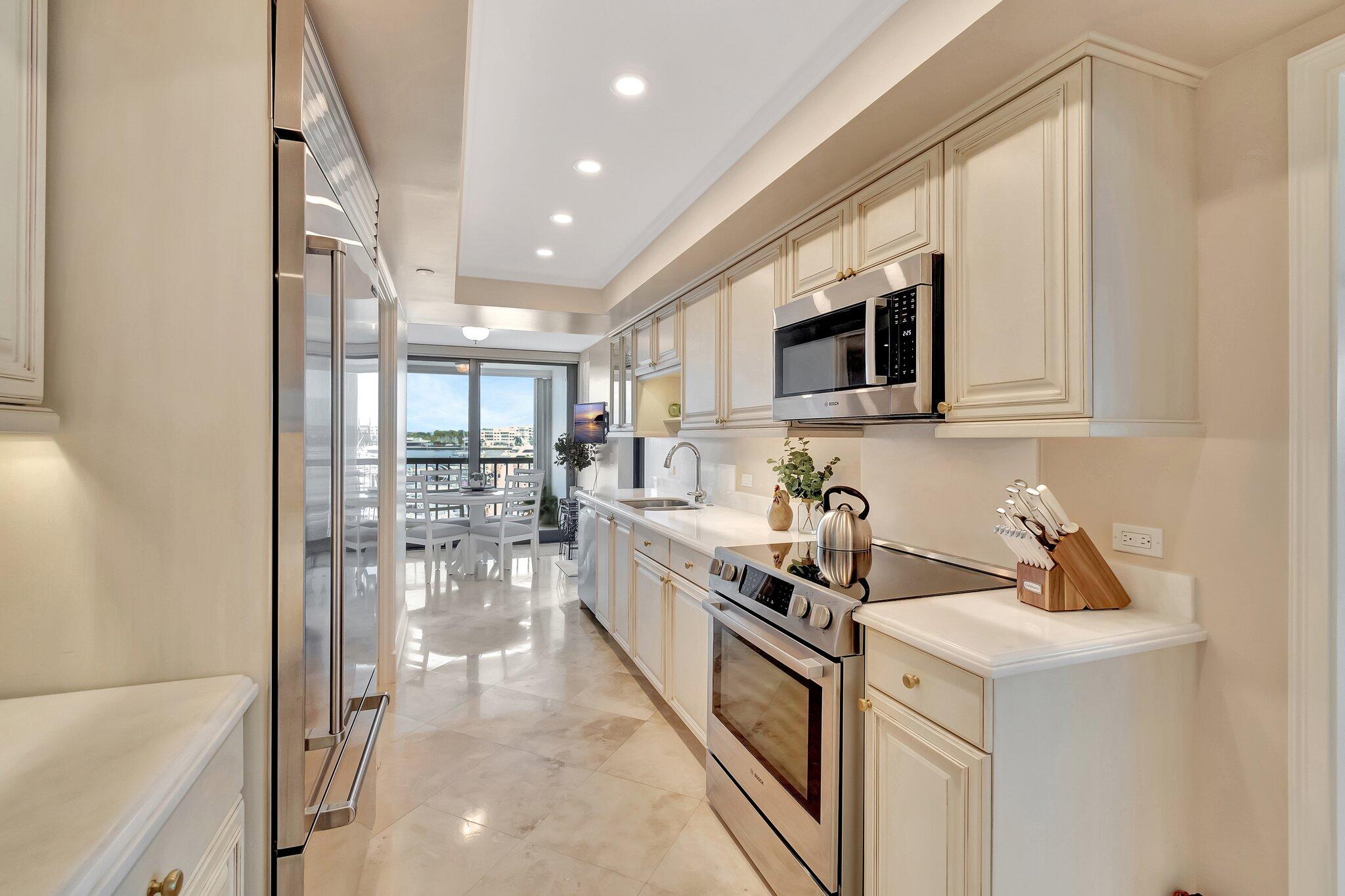 400 N Flagler Drive 506