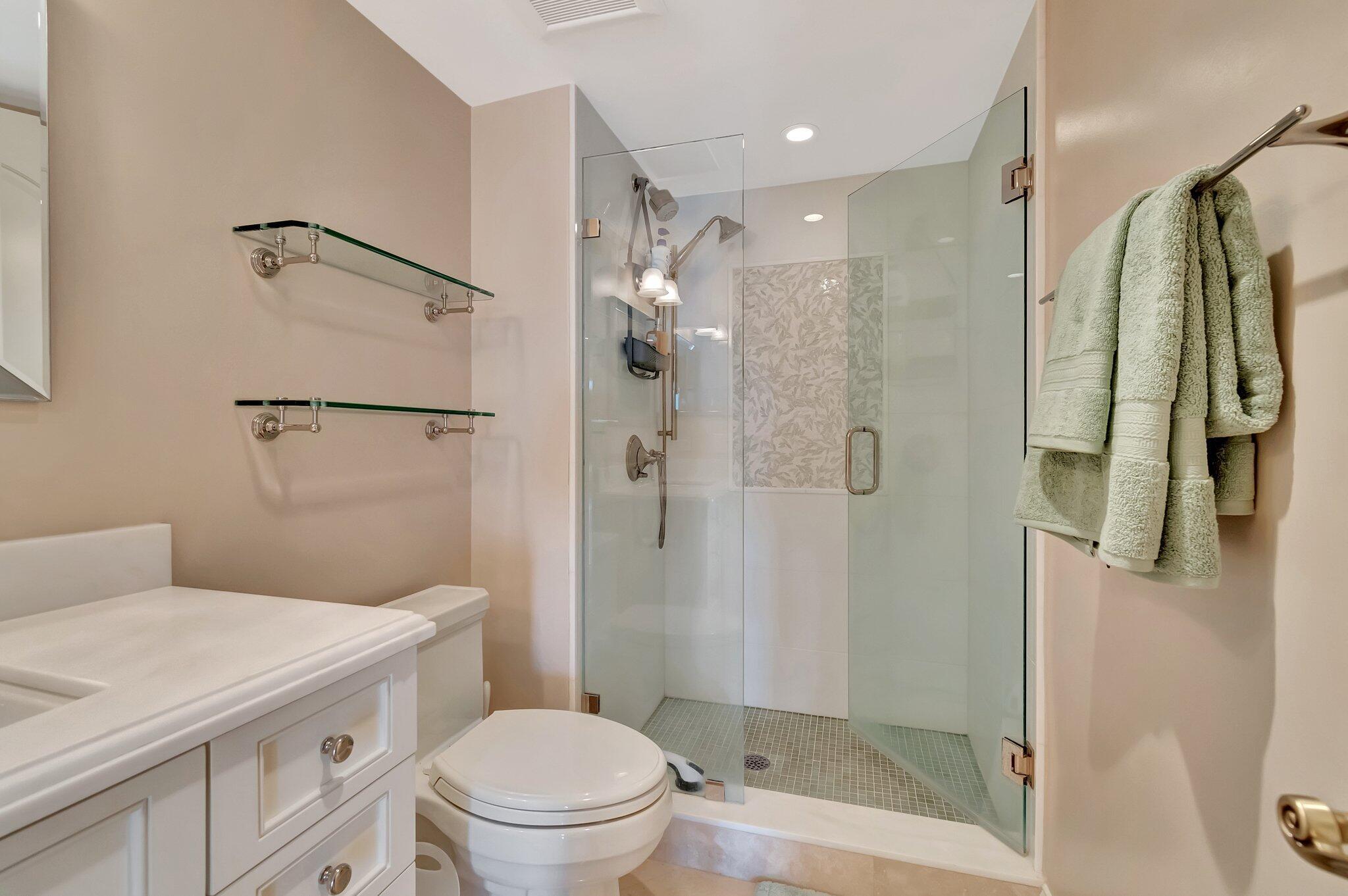 WATERVIEW TOWERS CONDO - Residential