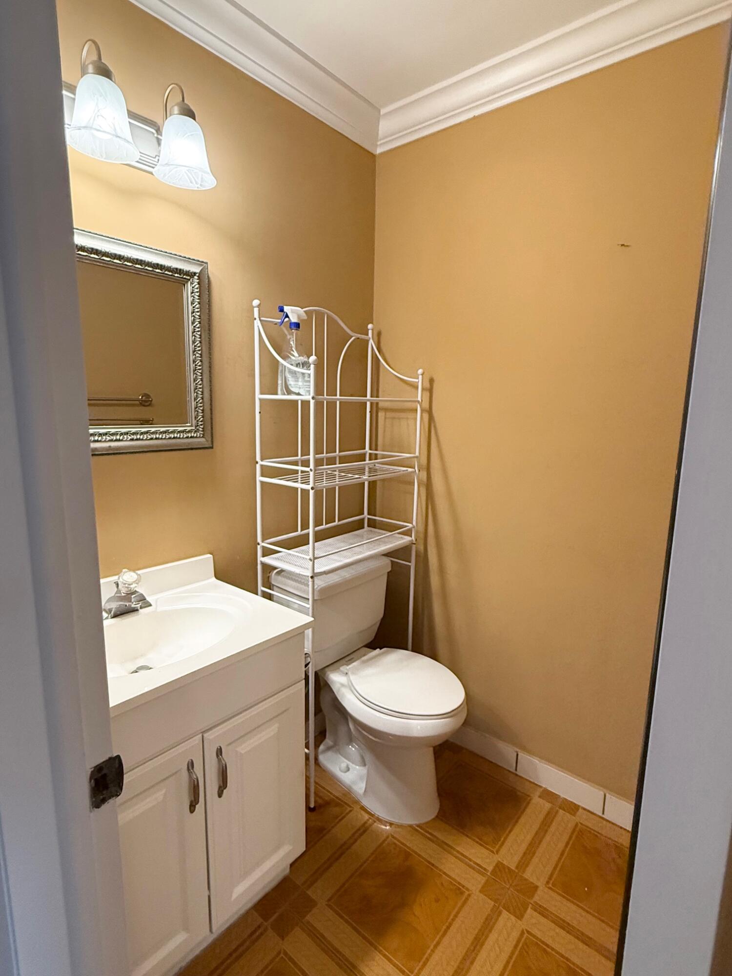 KINGS POINT - Residential