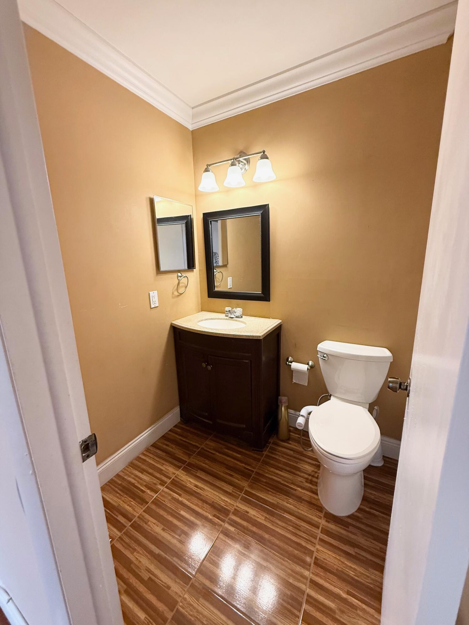 KINGS POINT - Residential