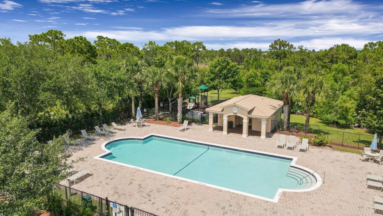MARTINS CROSSING - Residential