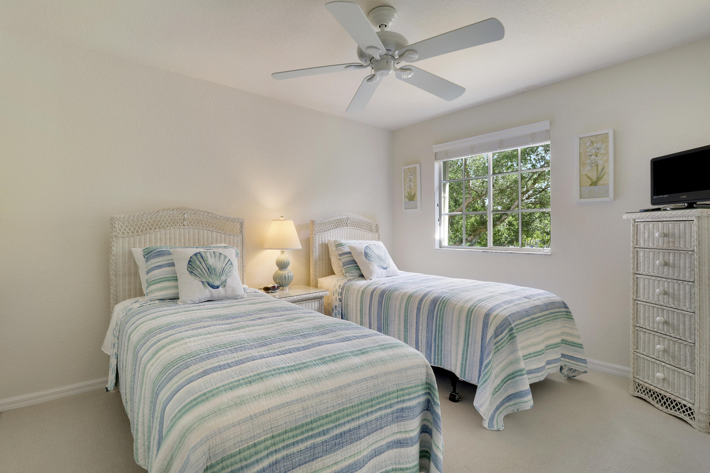 MARTINS CROSSING - Residential