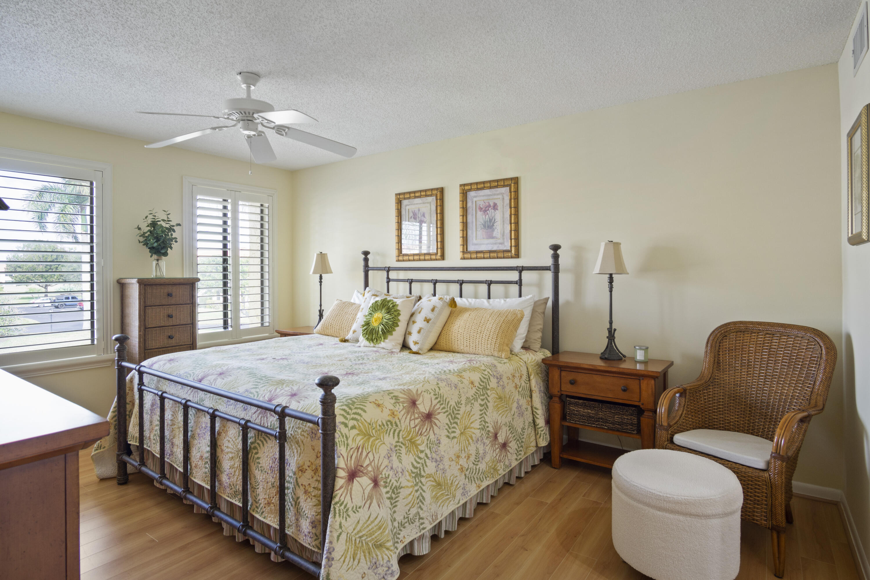 MILES GRANT CONDO II - Residential