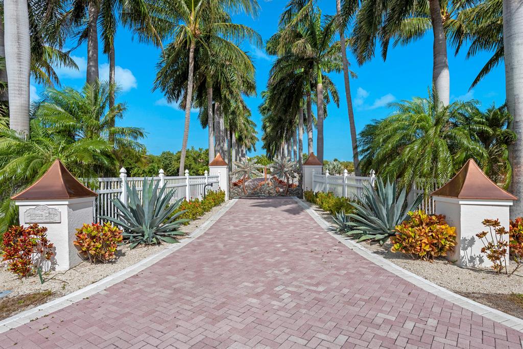 CRAINS SUBD - Residential