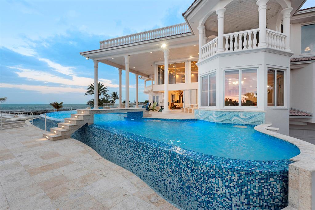 CRAINS SUBD - Residential