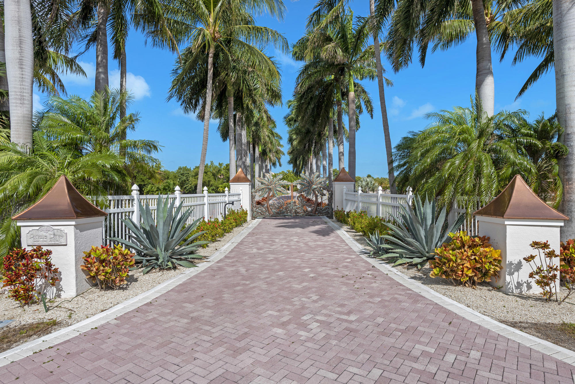 CRAINS SUBD - Residential