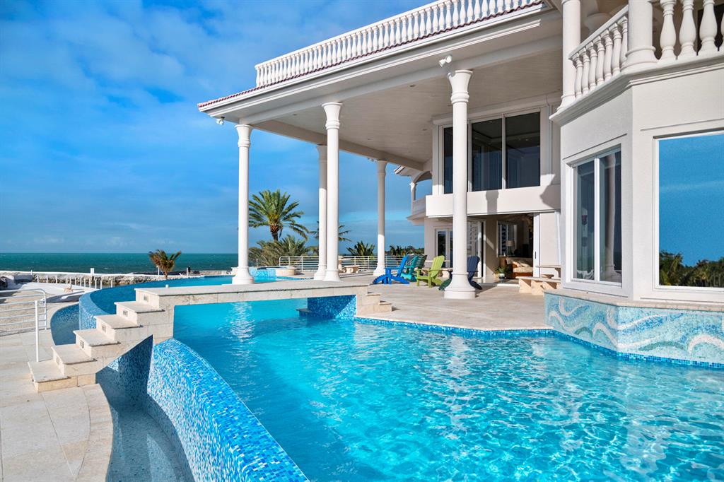 CRAINS SUBD - Residential