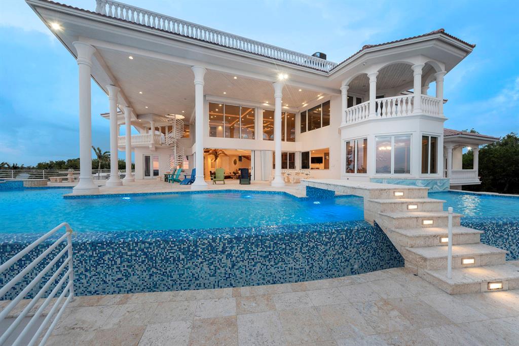 CRAINS SUBD - Residential