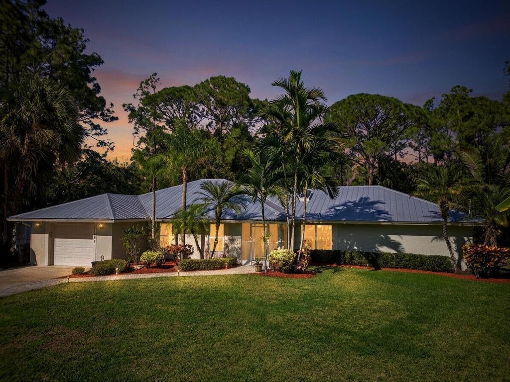 Photo of 11891 157th Place N, Jupiter, FL 33478 (MLS # R11149560)