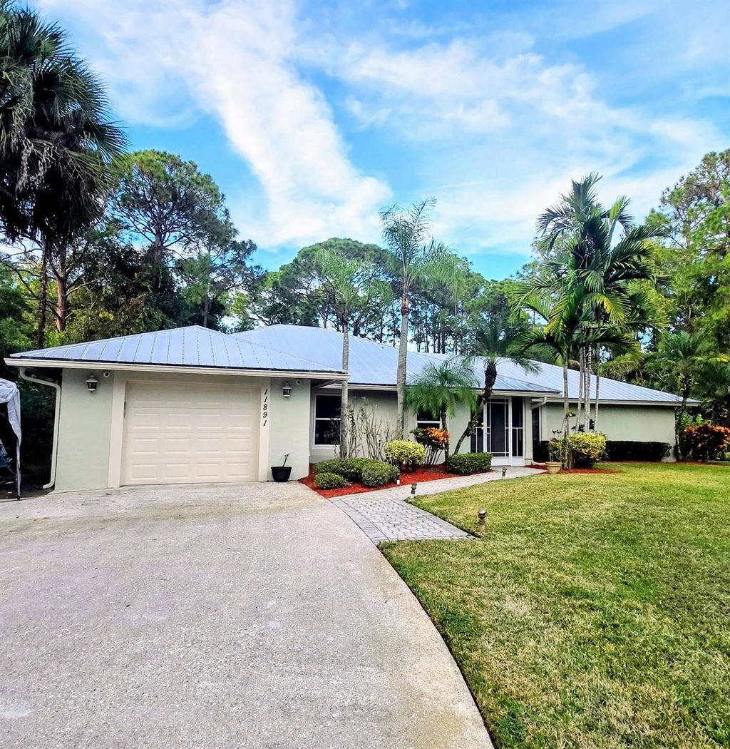 Photo of 11891 157th Place N, Jupiter, FL 33478 (MLS # R11149560)