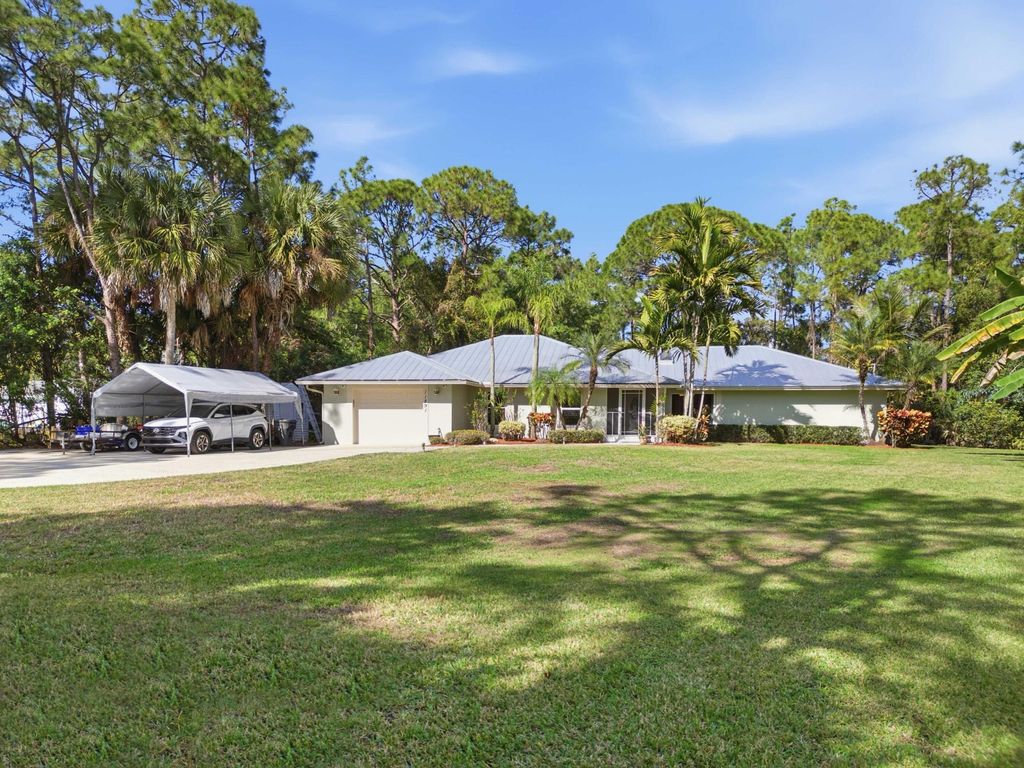 Photo of 11891 157th Place N, Jupiter, FL 33478 (MLS # R11149560)