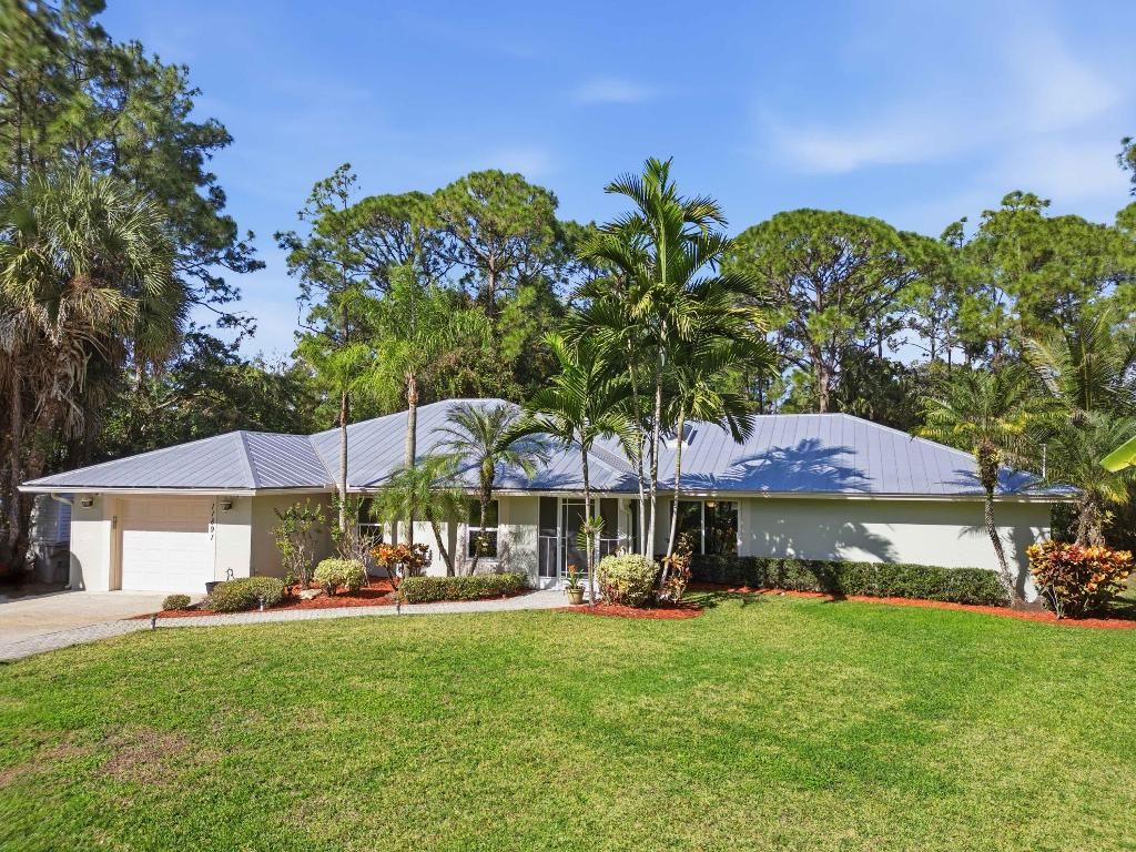 Photo of 11891 157th Place N, Jupiter, FL 33478 (MLS # R11149560)