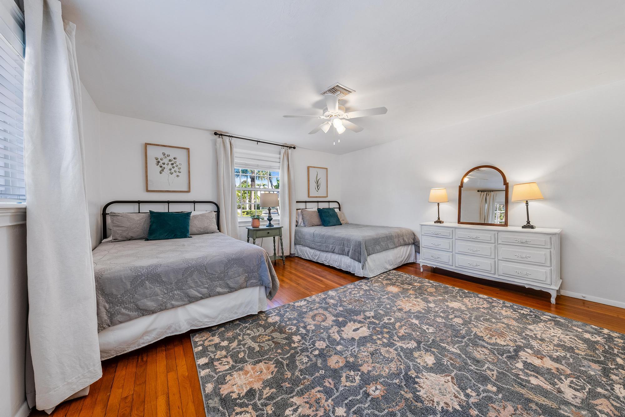 JUNO BEACH 1ST ADD - Residential Lease