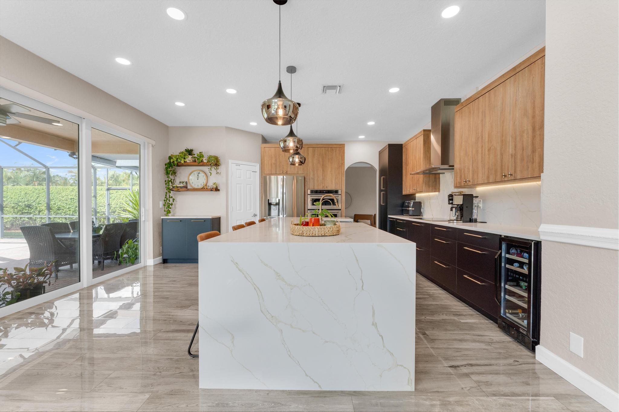 BAY WINDS PAR U - Residential