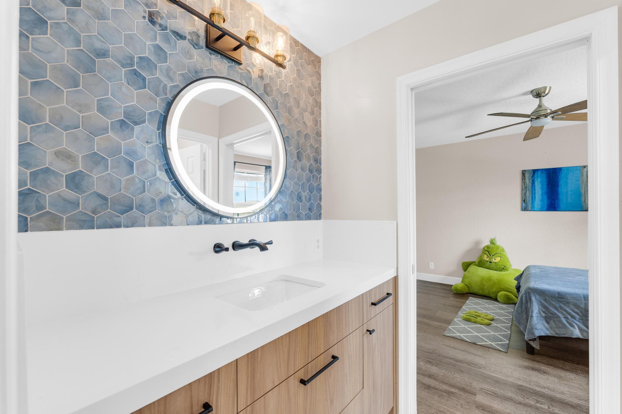 BAY WINDS PAR U - Residential