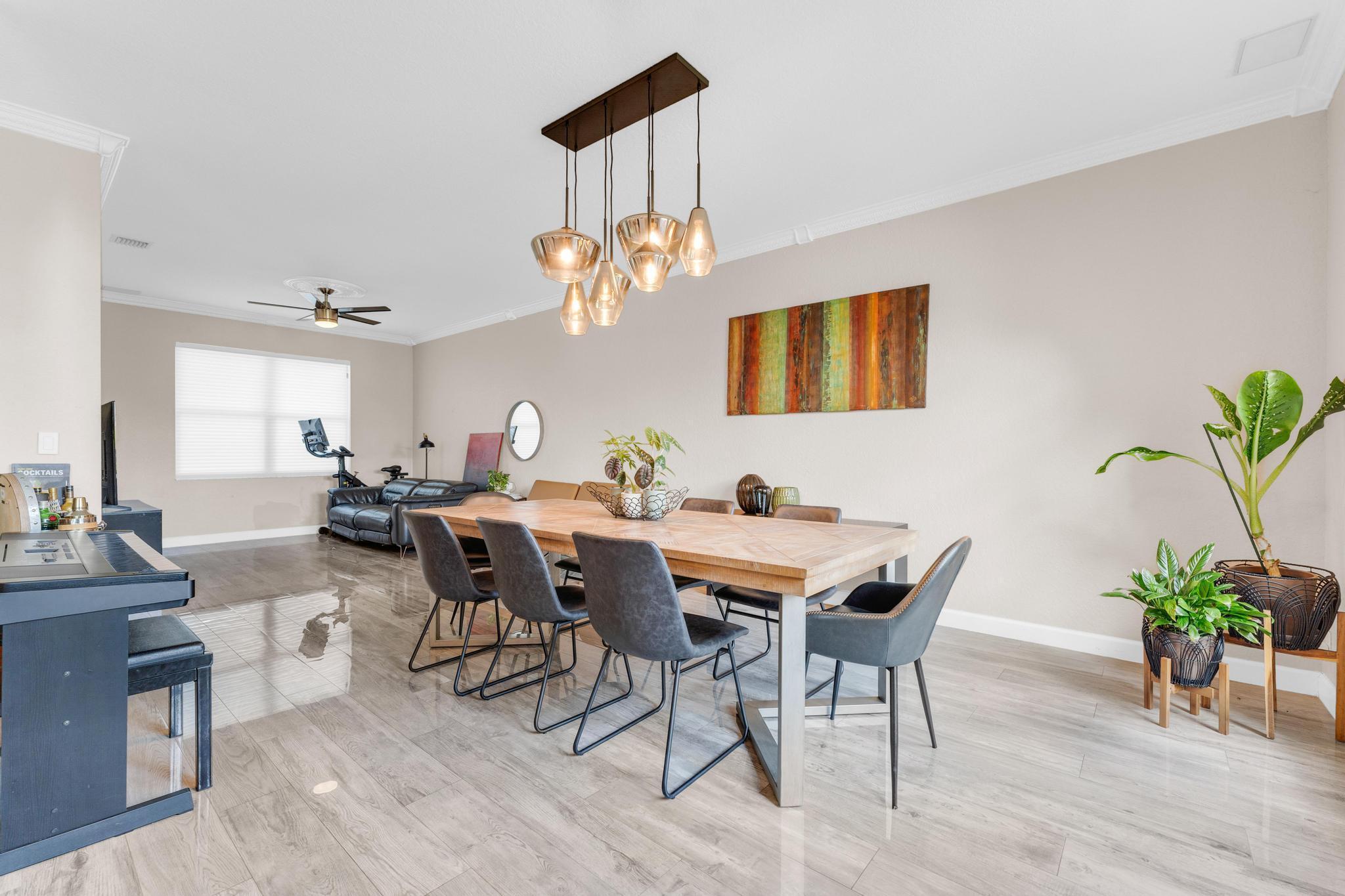 BAY WINDS PAR U - Residential