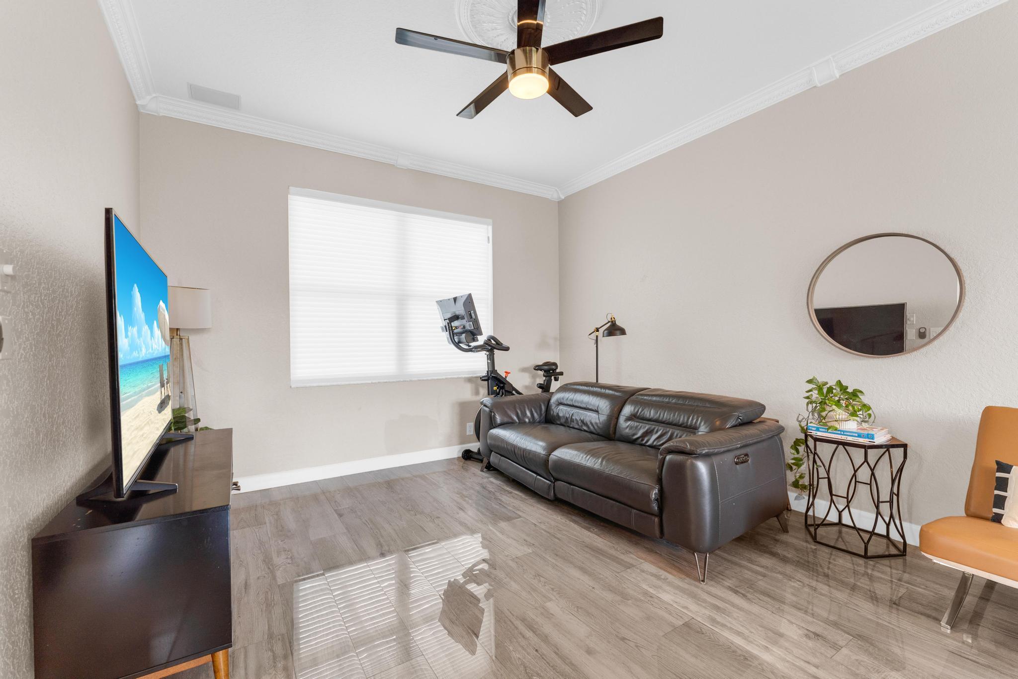 BAY WINDS PAR U - Residential