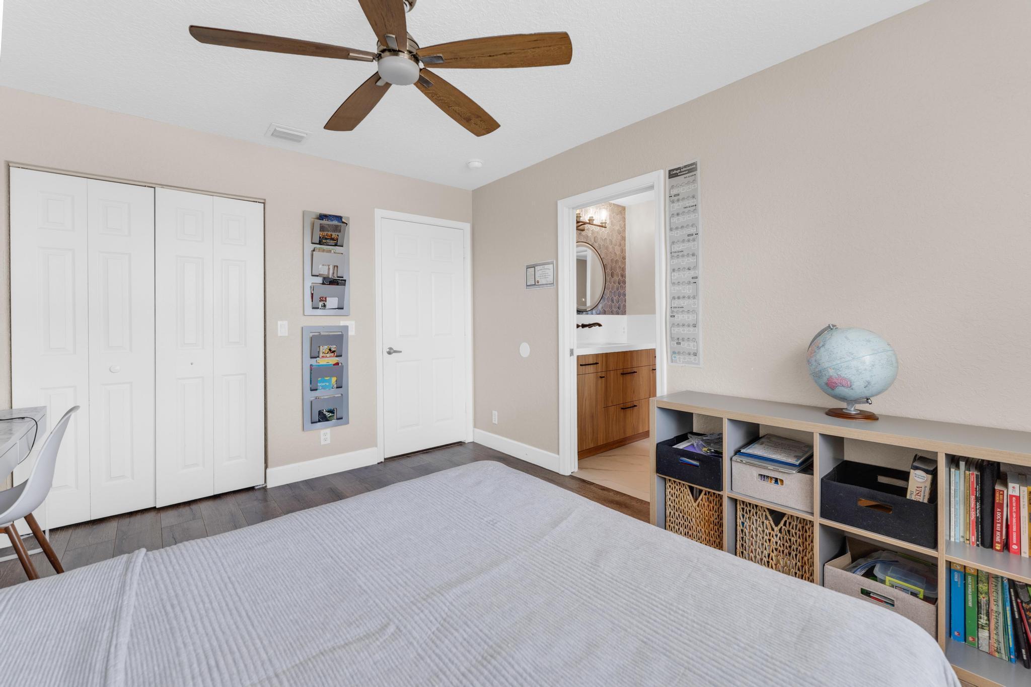 BAY WINDS PAR U - Residential