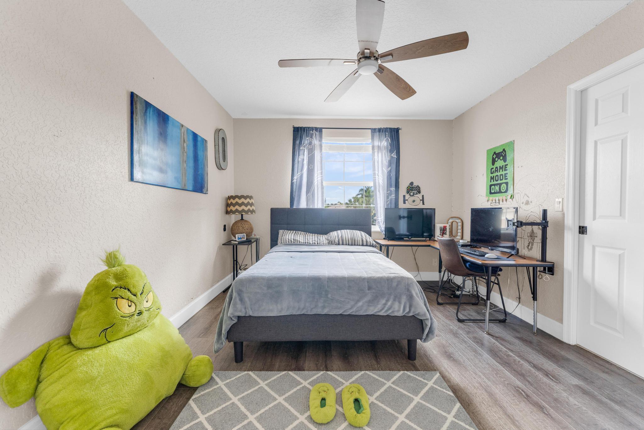 BAY WINDS PAR U - Residential