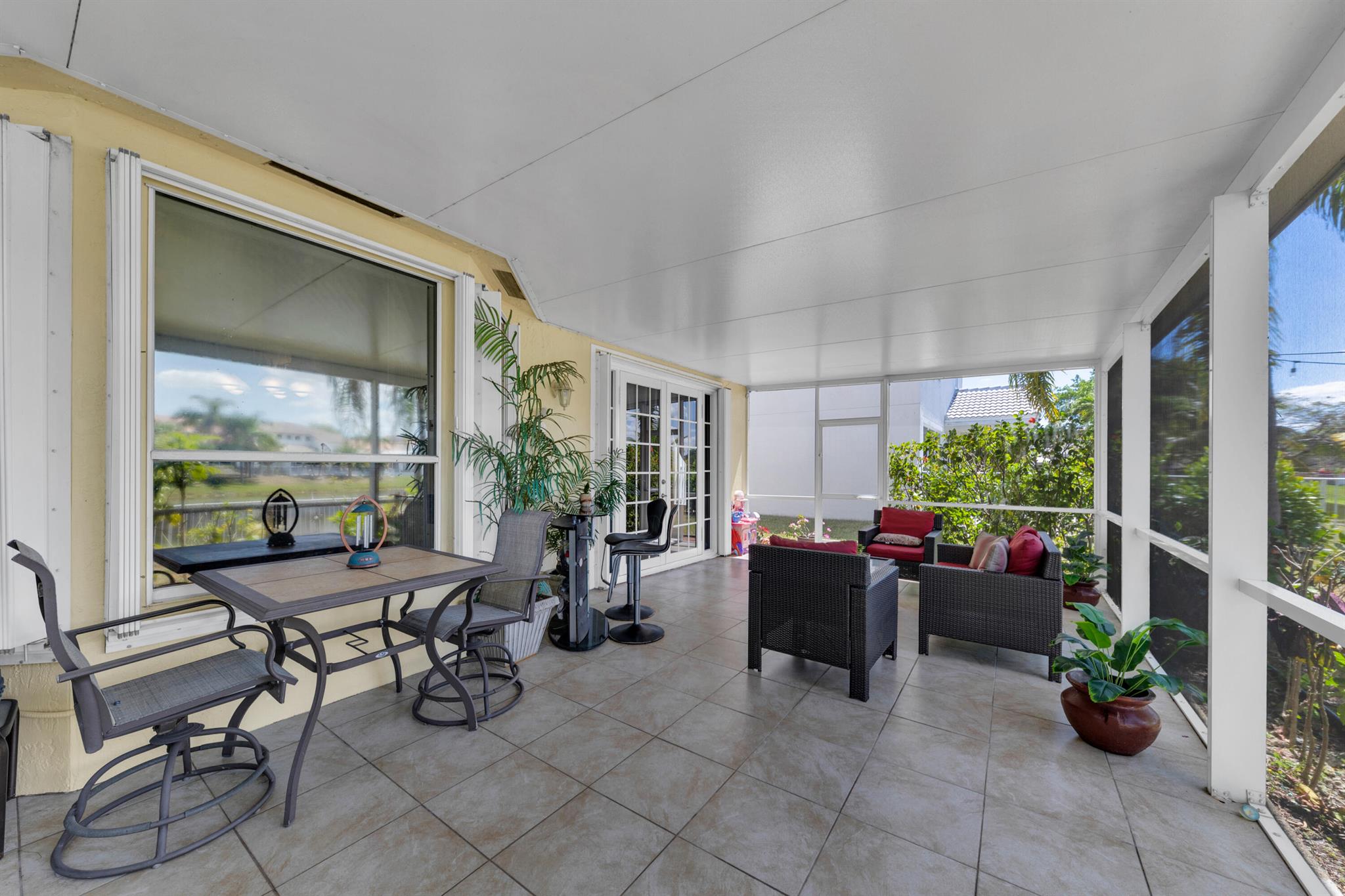HOLIDAY SPRINGS EAST - Residential