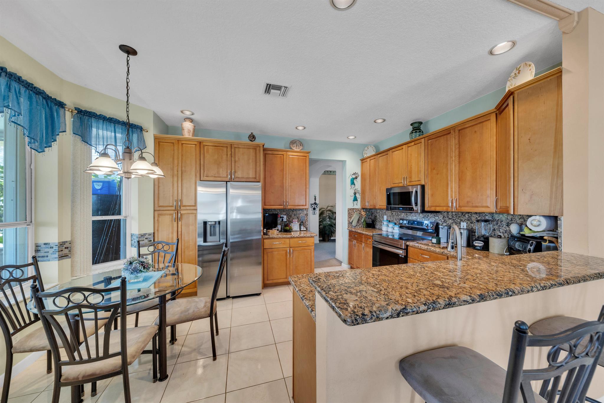 HOLIDAY SPRINGS EAST - Residential
