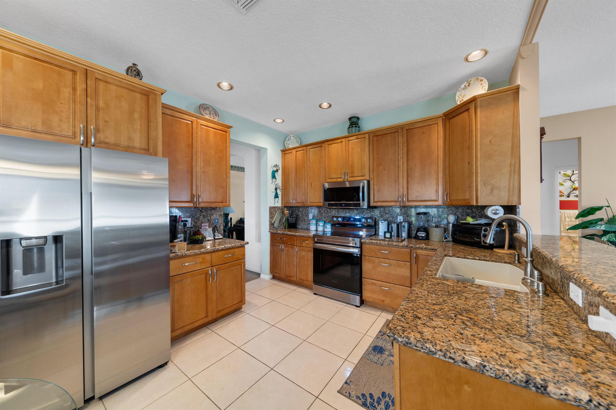 HOLIDAY SPRINGS EAST - Residential