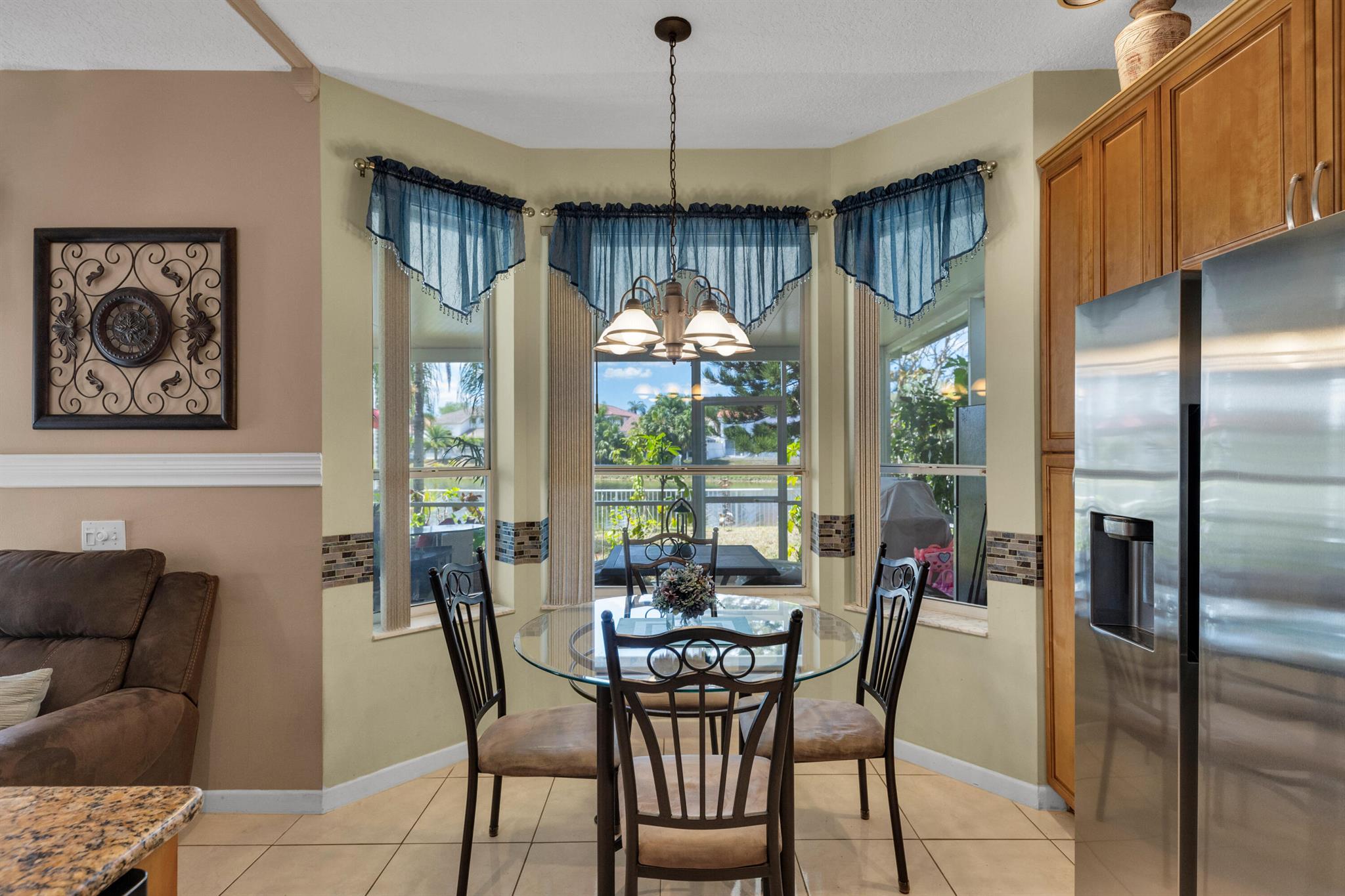 HOLIDAY SPRINGS EAST - Residential
