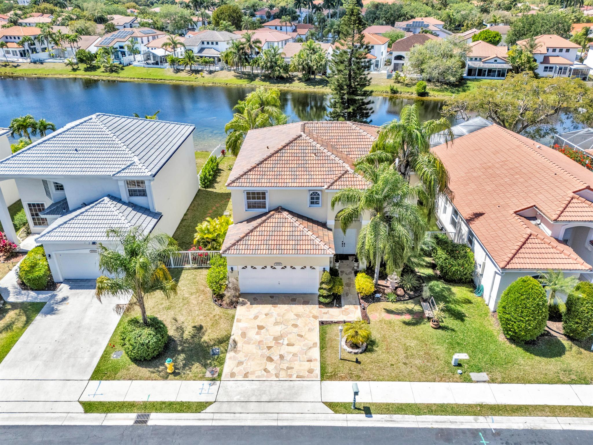 HOLIDAY SPRINGS EAST - Residential