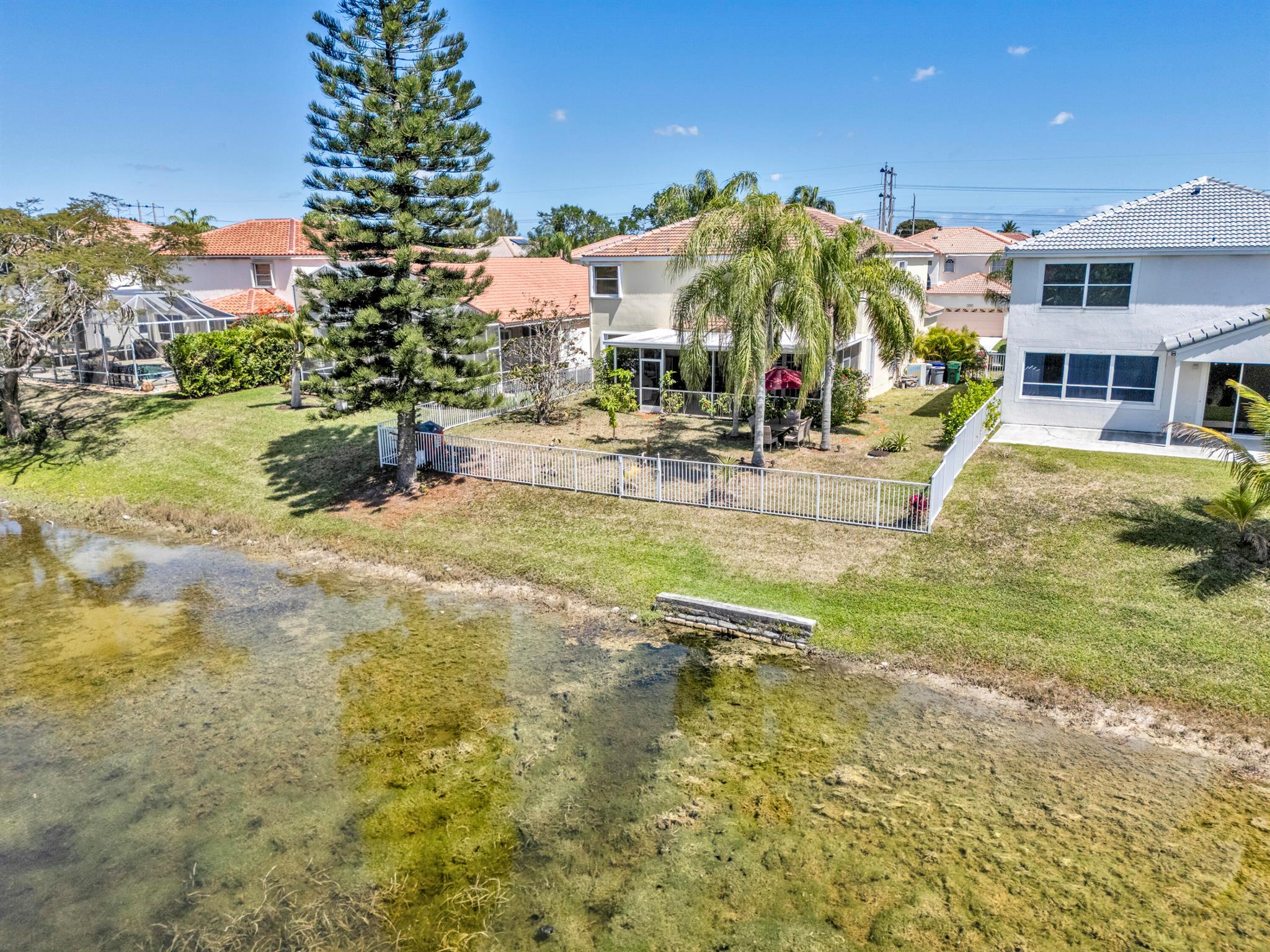 HOLIDAY SPRINGS EAST - Residential