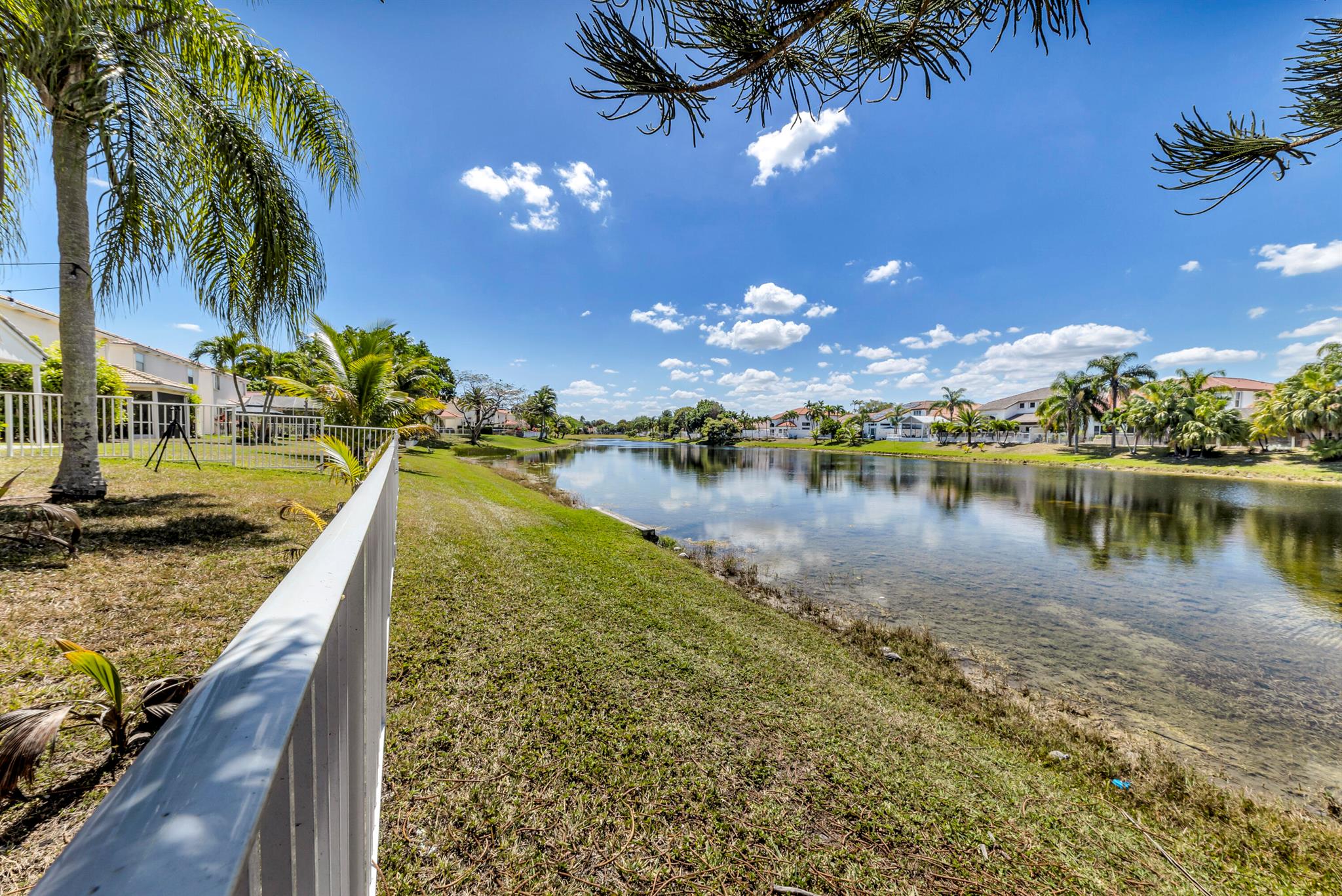 HOLIDAY SPRINGS EAST - Residential