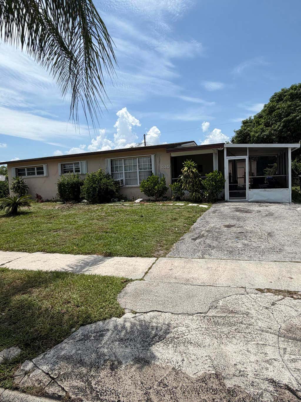 Photo of 1310 11TH Street, West Palm Beach, FL 33401 (MLS # B26065015)