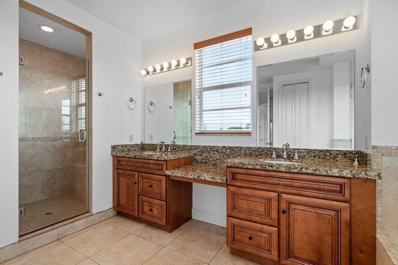 LAKE WORTH TOWN OF ADD 1 - Residential Lease