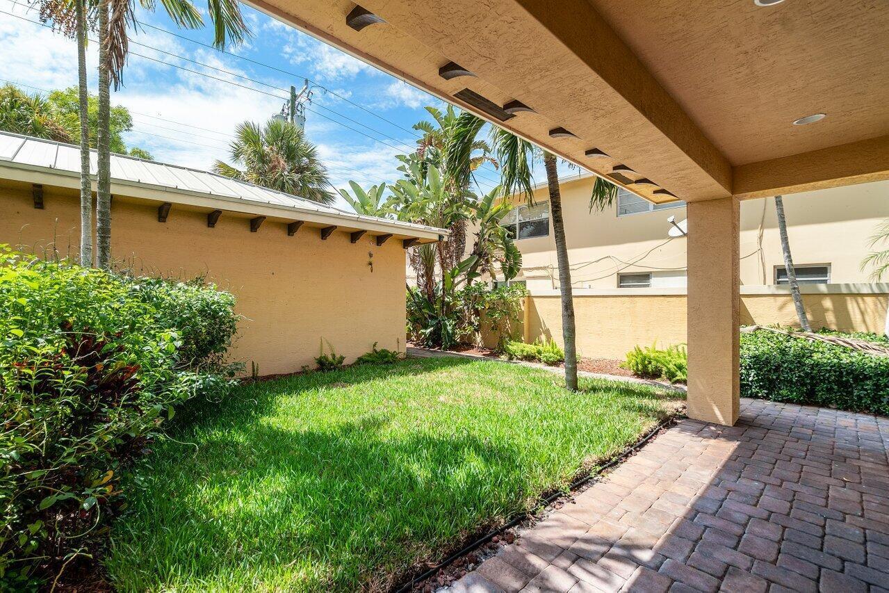 LAKE WORTH TOWN OF ADD 1 - Residential Lease