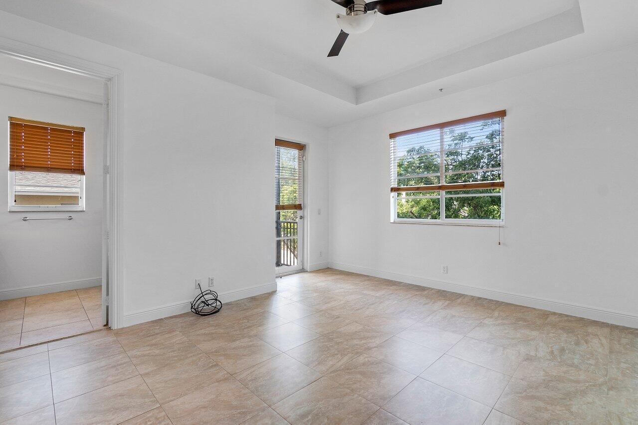 LAKE WORTH TOWN OF ADD 1 - Residential Lease