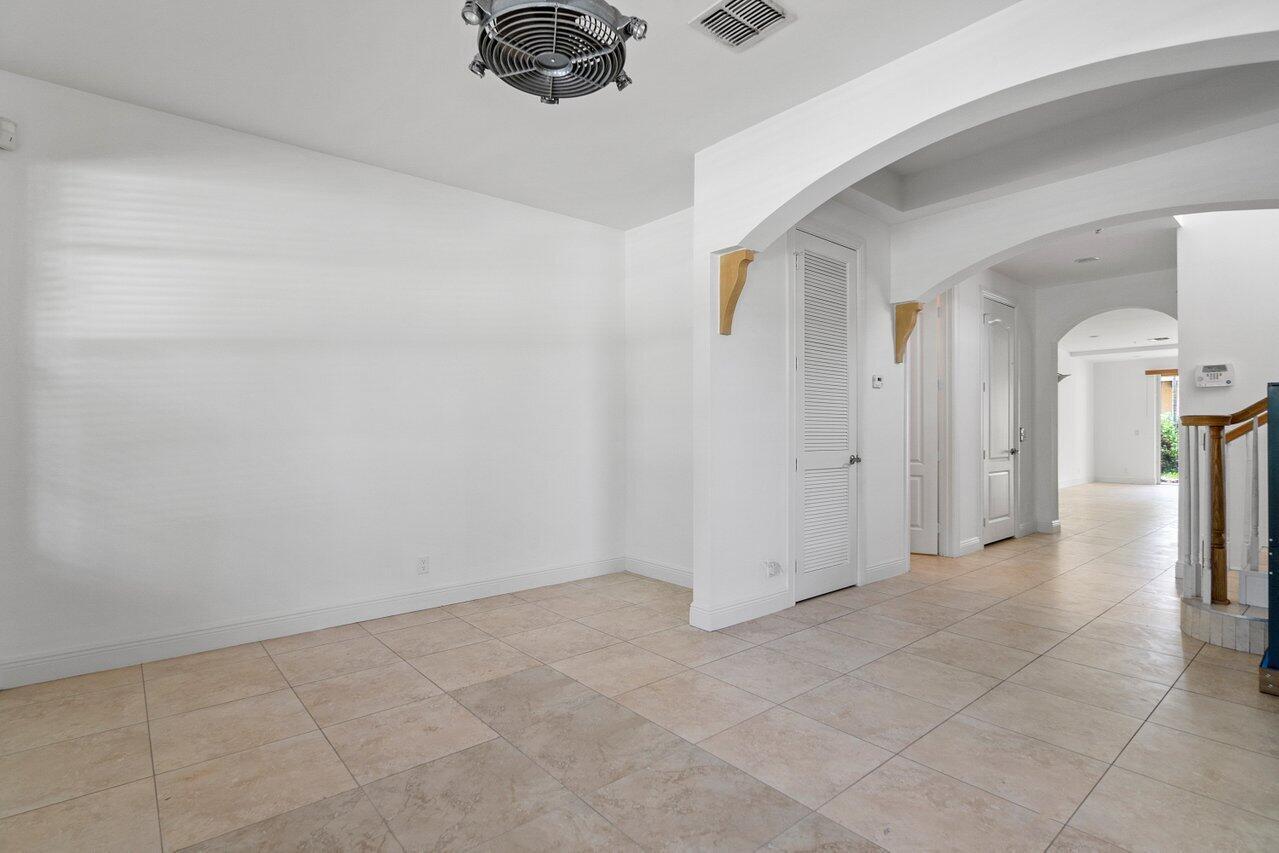 LAKE WORTH TOWN OF ADD 1 - Residential Lease