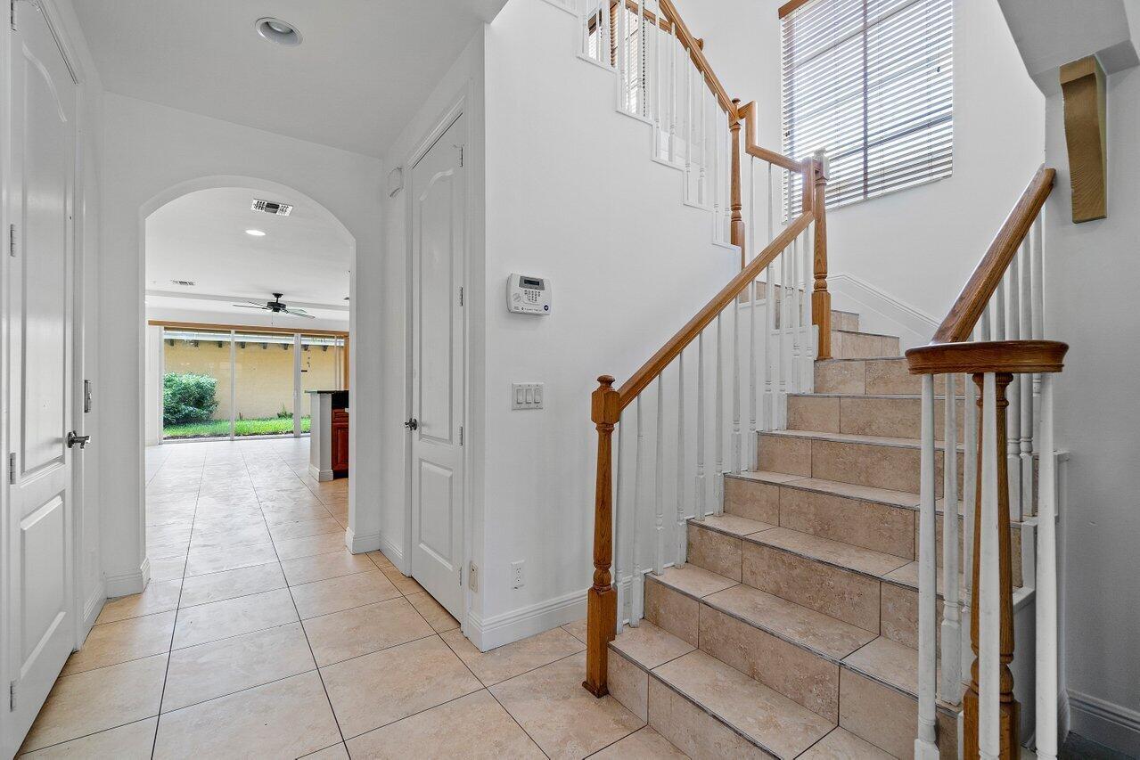 LAKE WORTH TOWN OF ADD 1 - Residential Lease