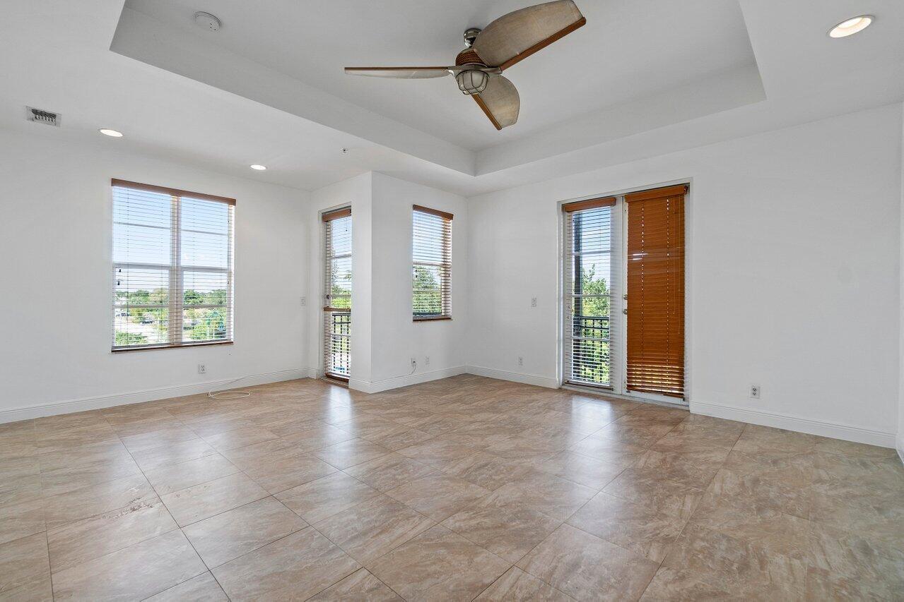 LAKE WORTH TOWN OF ADD 1 - Residential Lease