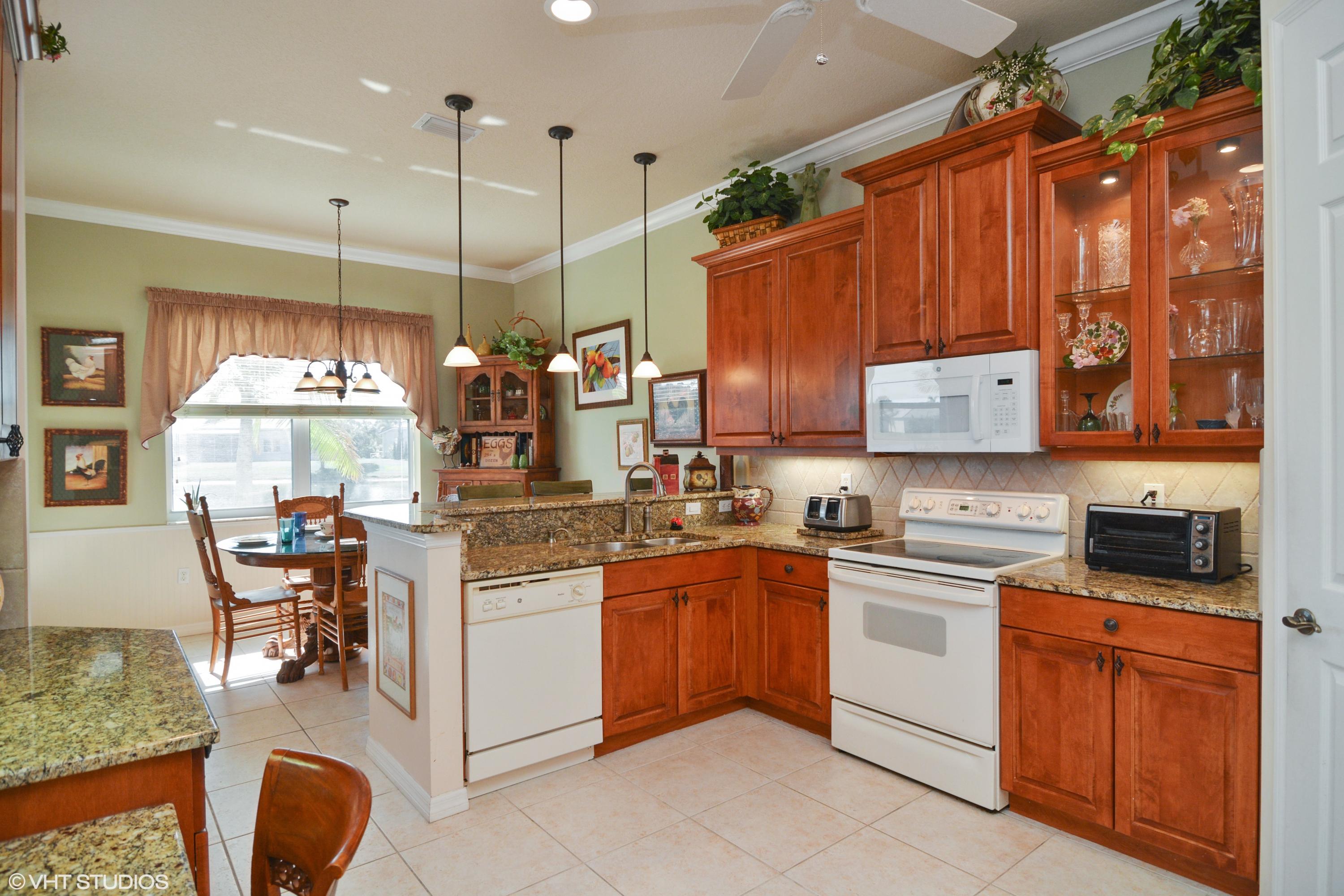 LAKEFOREST AT ST LUCIE WEST PHASE 1 - Residential