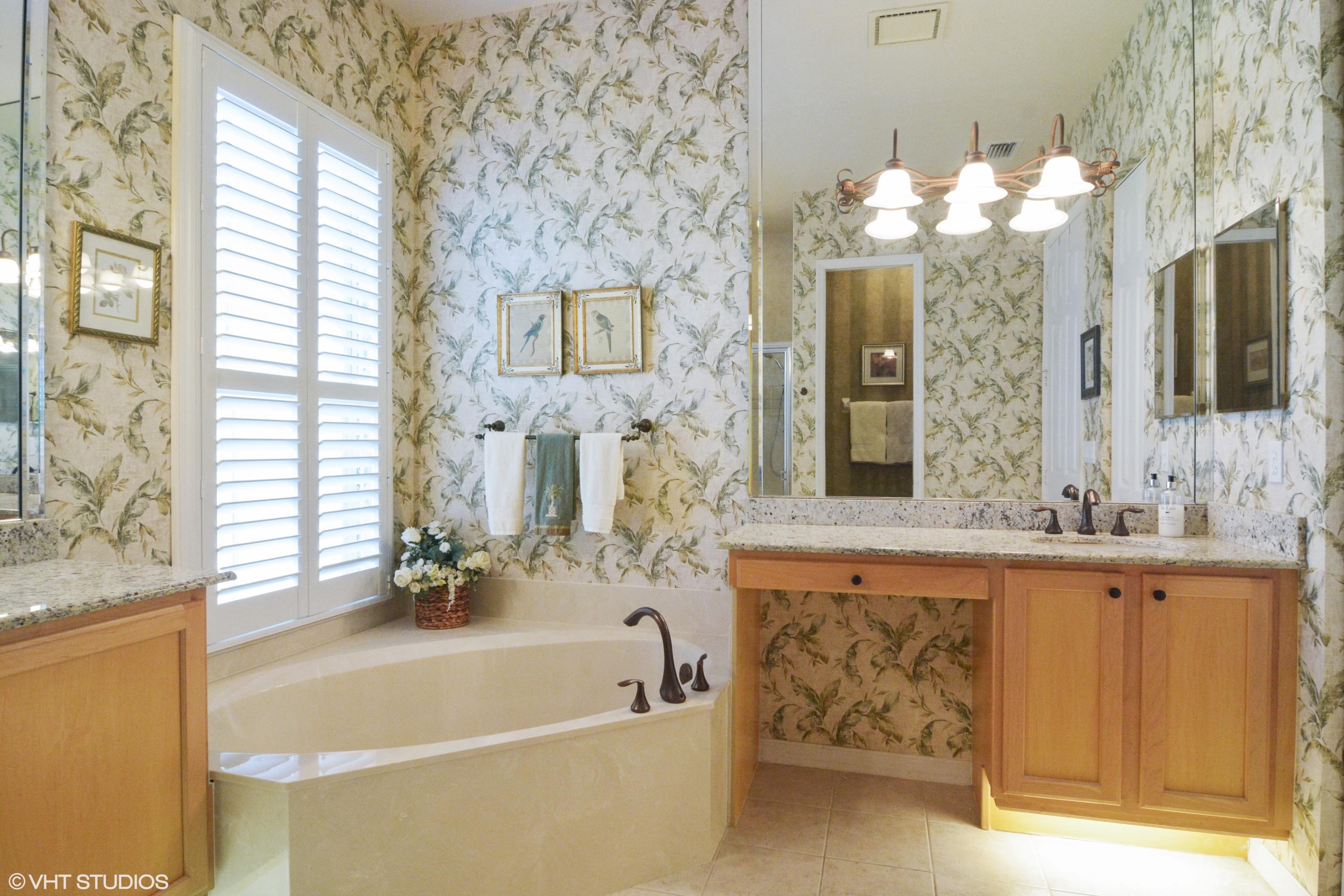 LAKEFOREST AT ST LUCIE WEST PHASE 1 - Residential