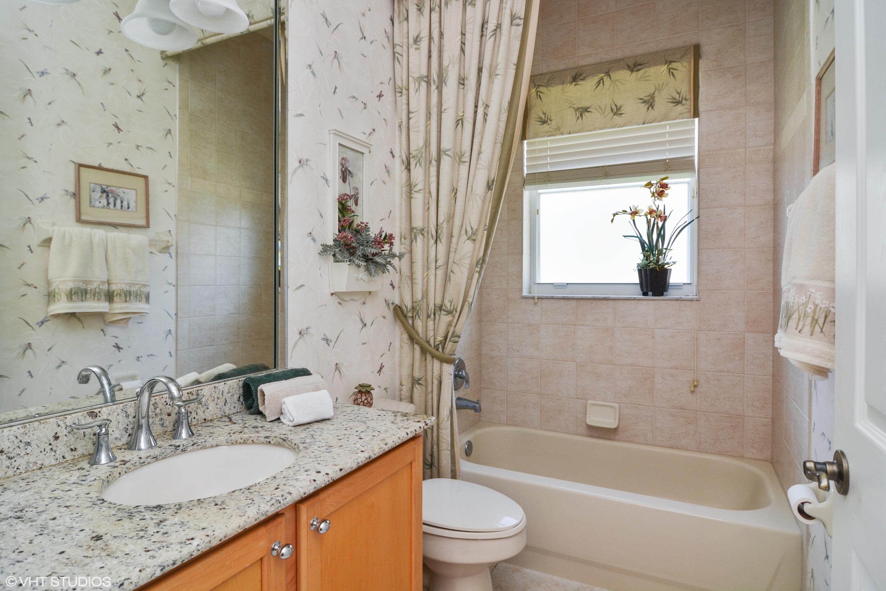 LAKEFOREST AT ST LUCIE WEST PHASE 1 - Residential